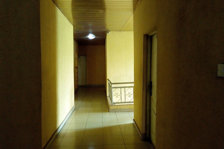 Ballroom/Hall 16 of 17