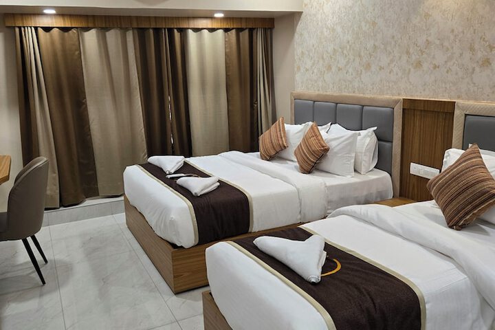 Room 14 of 27