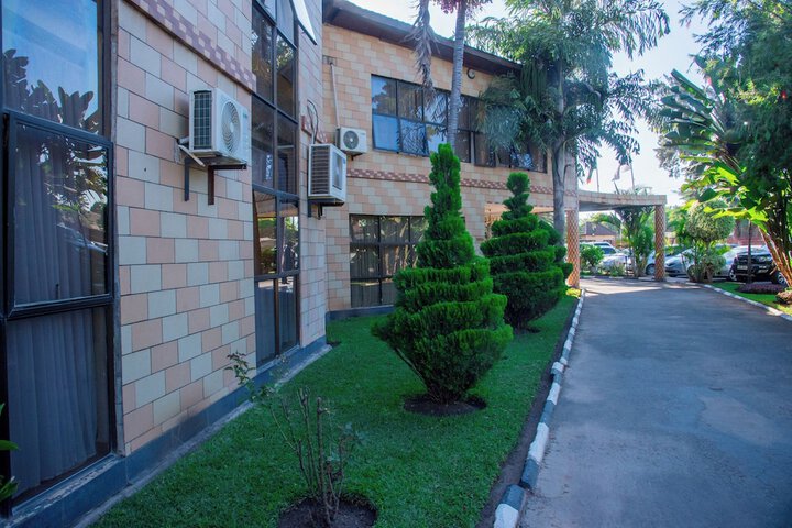 Property Grounds 22 of 27