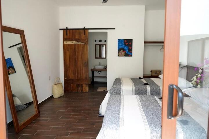 Room 9 of 53