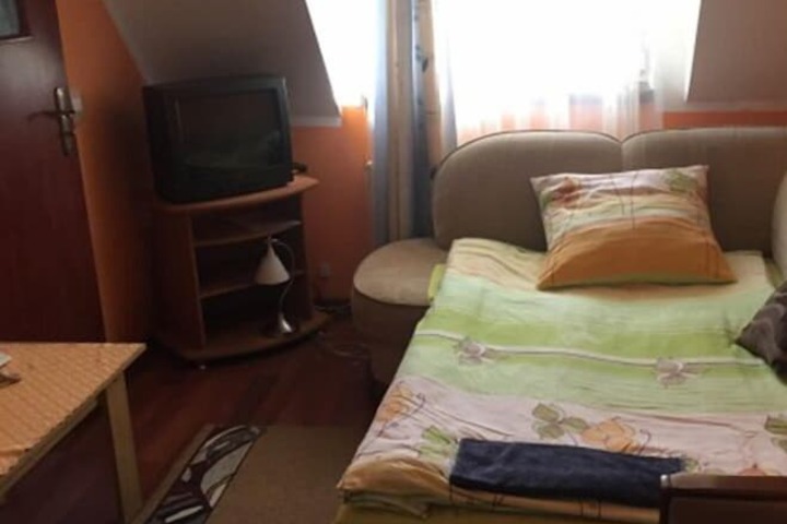 Room 16 of 17