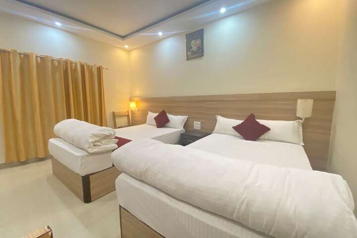 Room 5 of 24