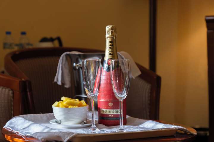 Dining Photos