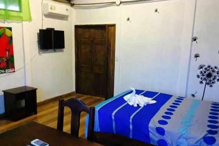 Room 11 of 24