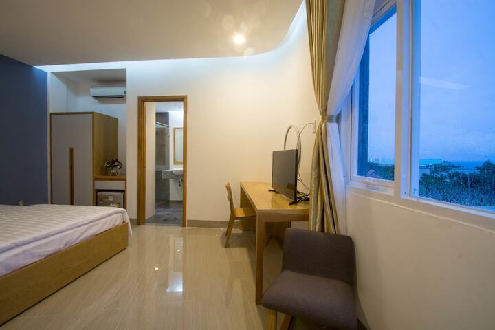 Room 19 of 78