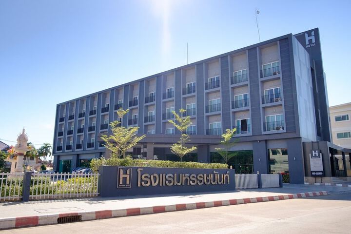 Hansanan Hotel