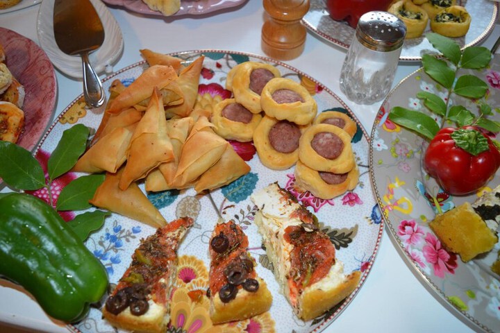 Dining 44 of 58
