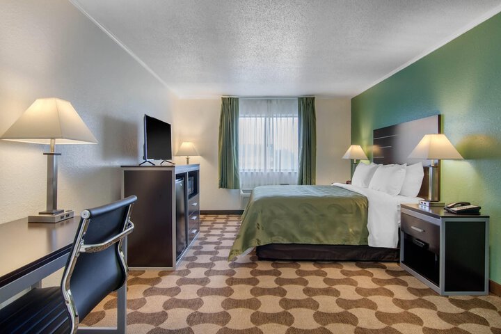 Room 5 of 47