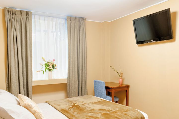 Room 20 of 52