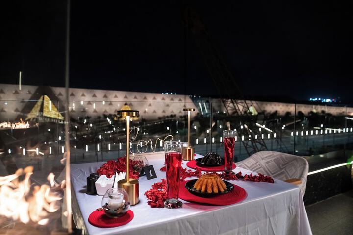 Dining 74 of 109