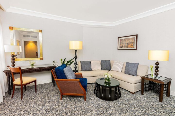 Room 72 of 195