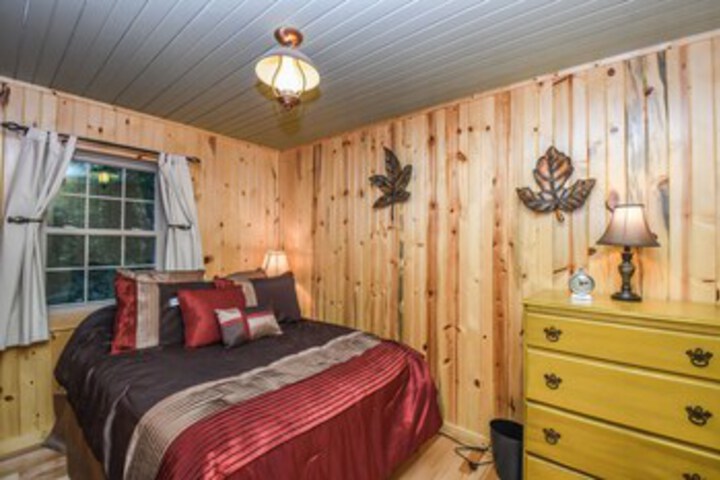 Room 37 of 39