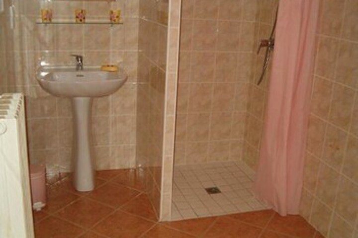 Room 2 of 21