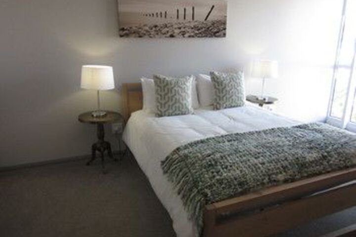 Room 25 of 65
