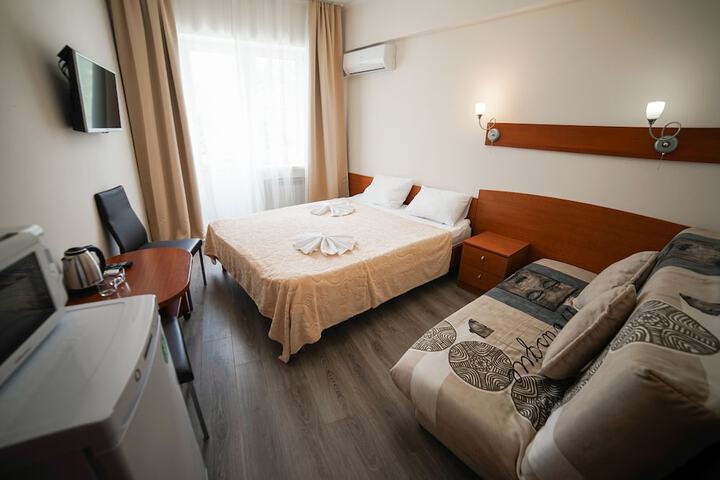 Room 14 of 53