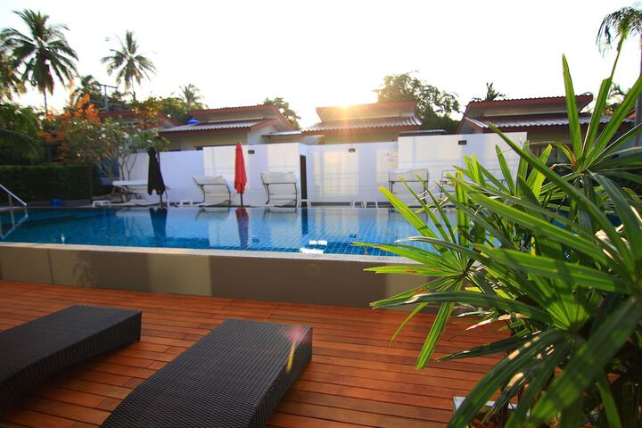 Pool Hotel