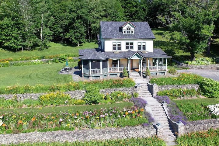 Property Grounds 28 of 35