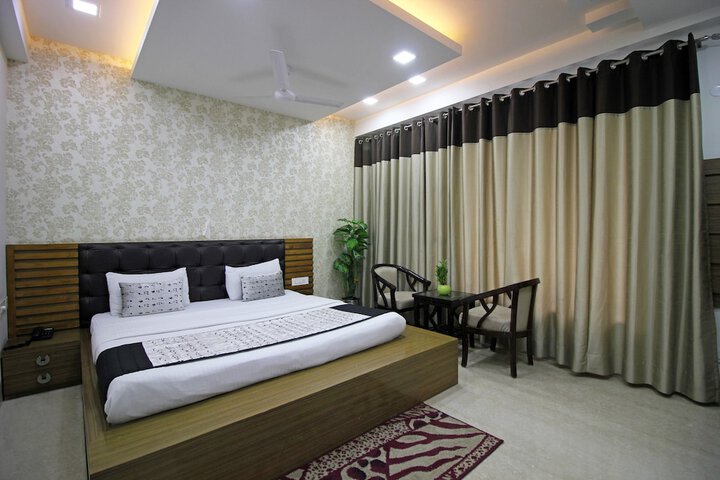 Room 4 of 78