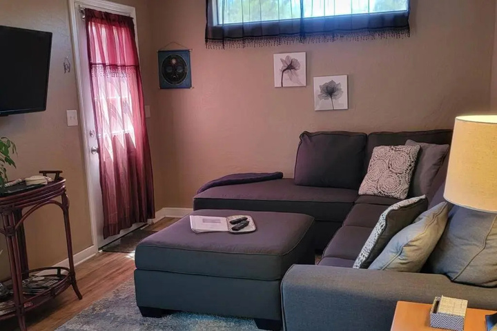 Room 3 of 12