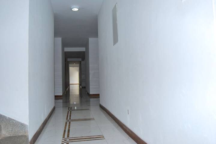 Ballroom/Hall 34 of 86