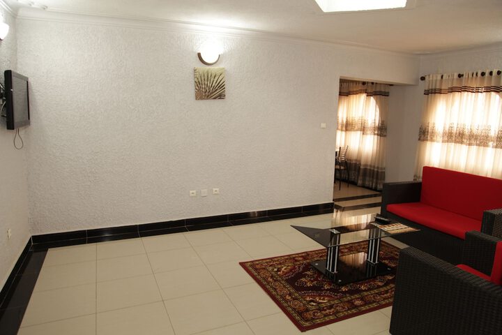 Room 35 of 60