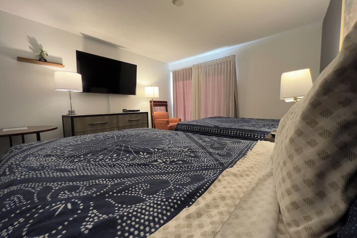Room 15 of 59