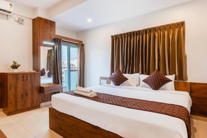 R D HOTELS PEENYA