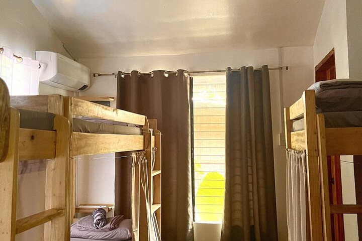 Room 9 of 24