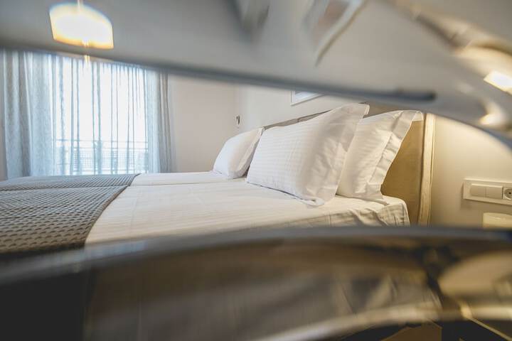 Room 54 of 108