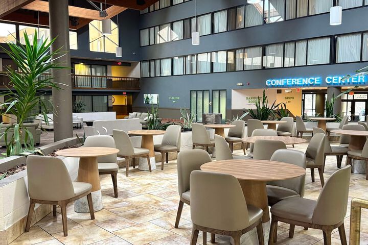 Breakfast area