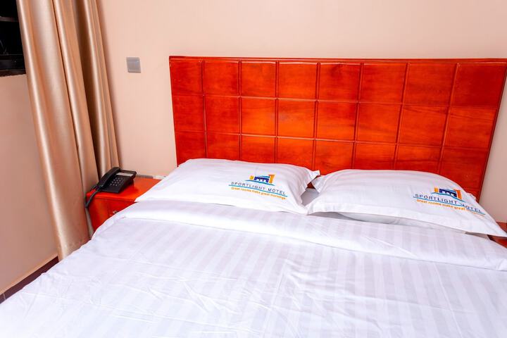 Room 8 of 55