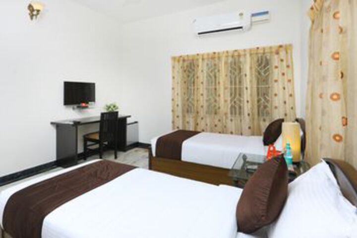 Room 17 of 26