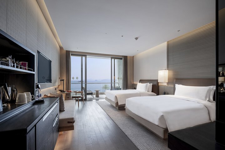 Room 20 of 175