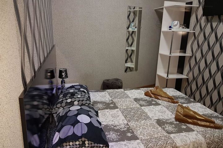 Room 14 of 33