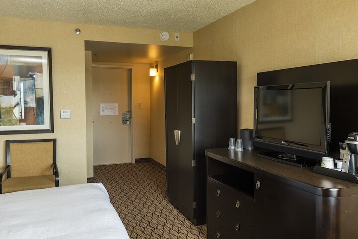 Room 10 of 49