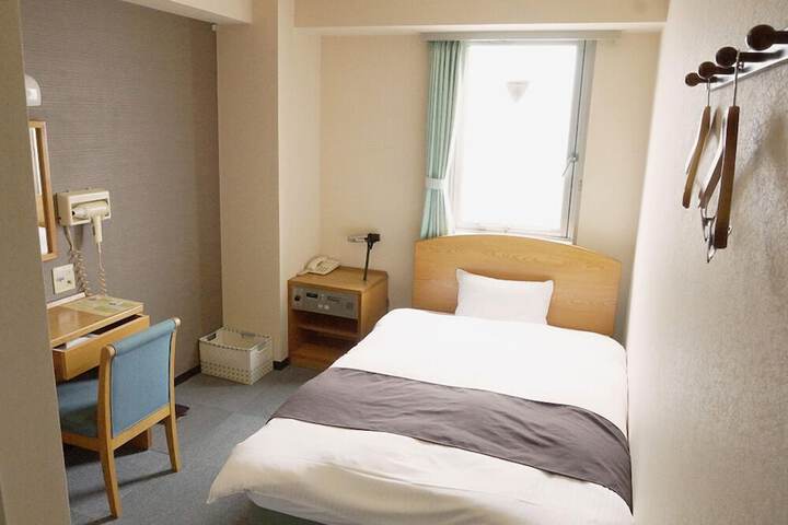 Room 19 of 51