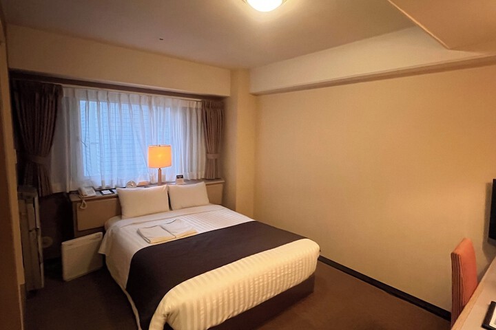 Room 21 of 68