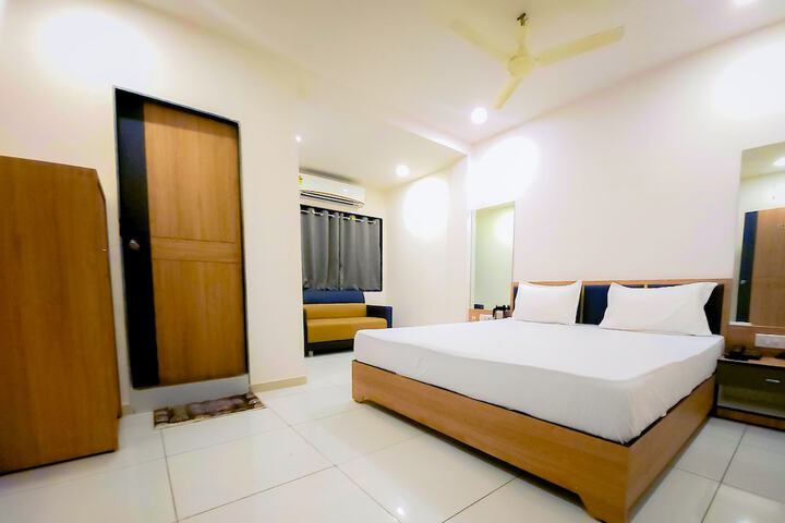 Room 20 of 40