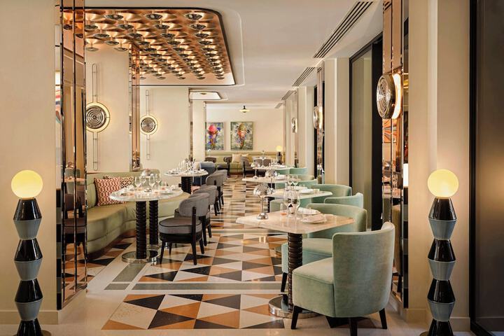 Dining 90 of 146