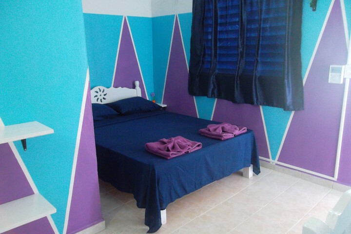Room 7 of 73