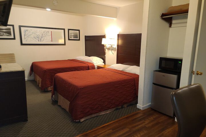 Room 8 of 23