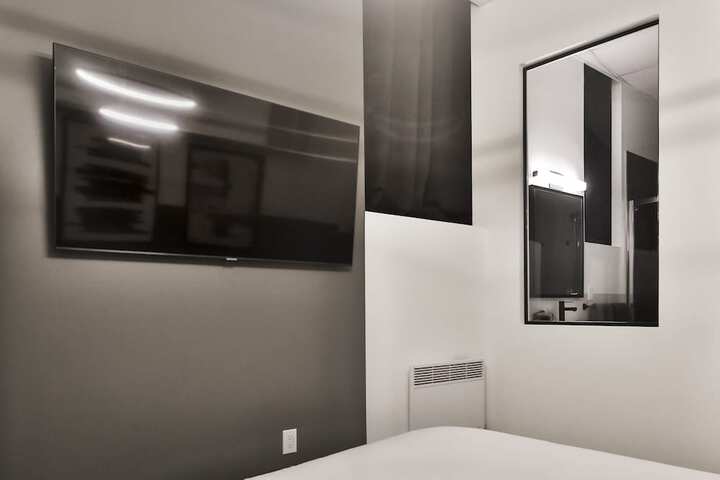 Room 16 of 55
