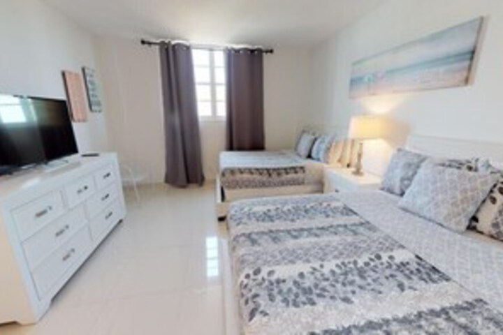 Room 73 of 75