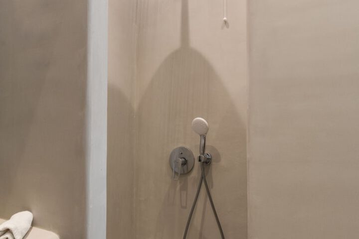 Room 152 of 184