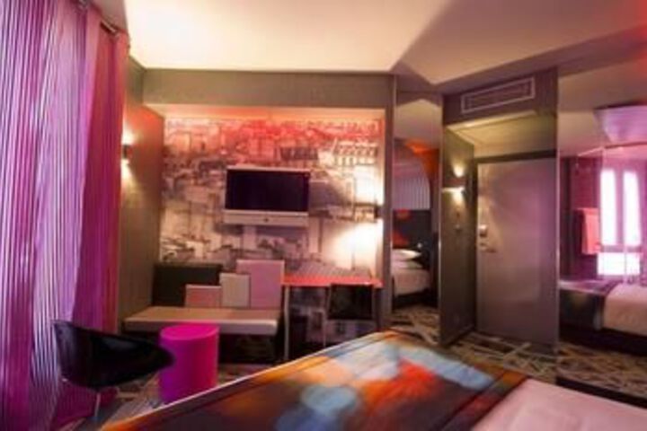 Room 27 of 36