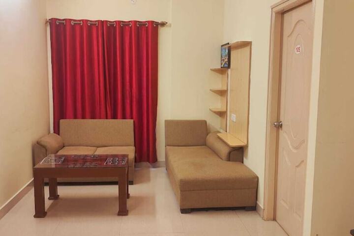 Room 11 of 16