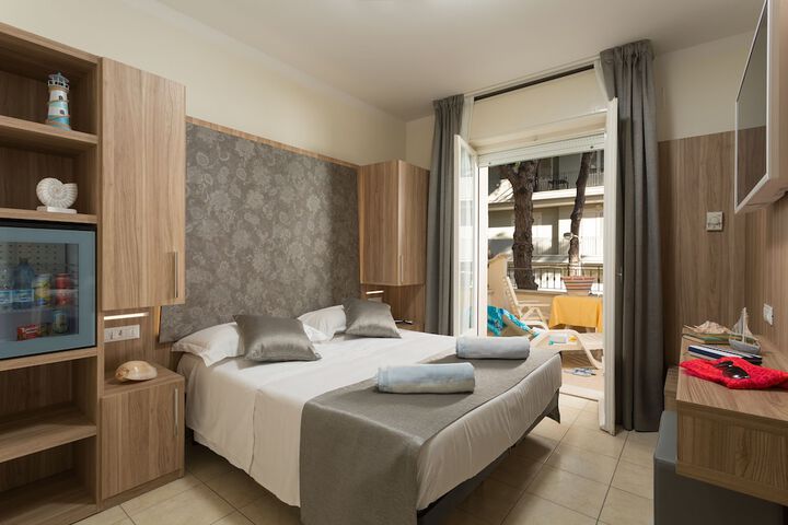 Room 14 of 44