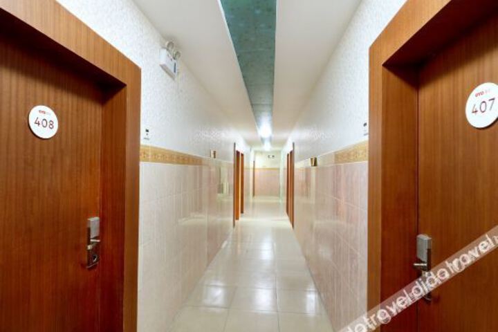 Hotel Interior 11 of 32