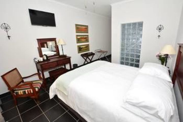 Room 4 of 11