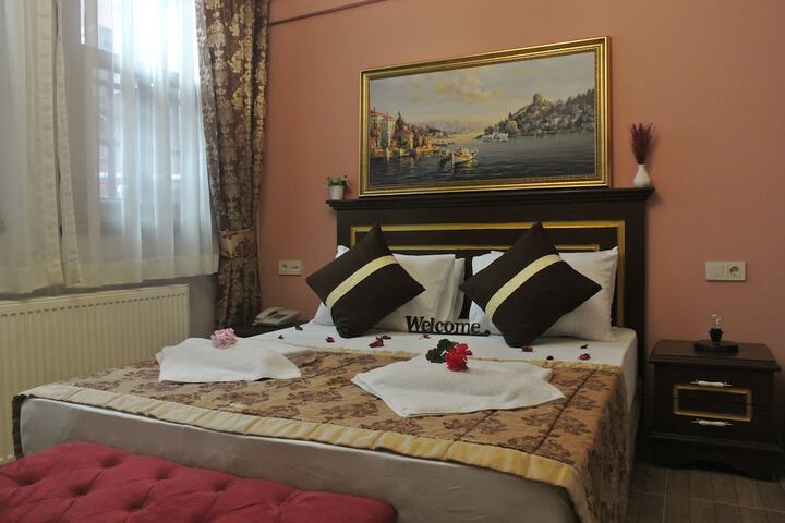 Room 44 of 69